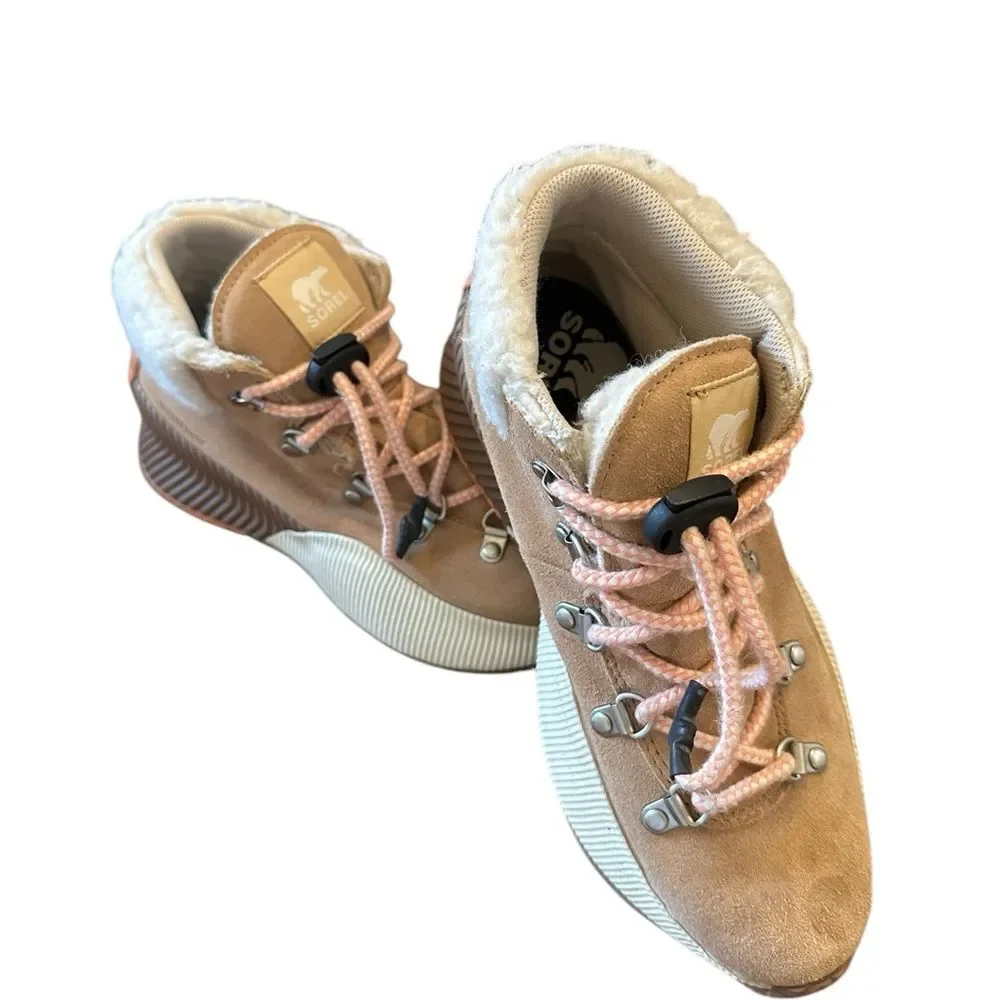 SOREL Out ‘N About Conquest Boot Size 5